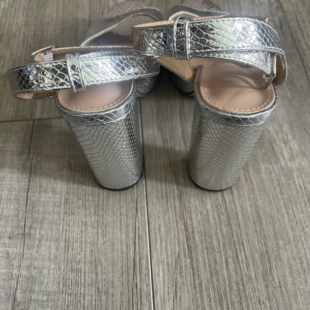 Silver Textured Heels with Ankle Straps - Picture 4 of 5